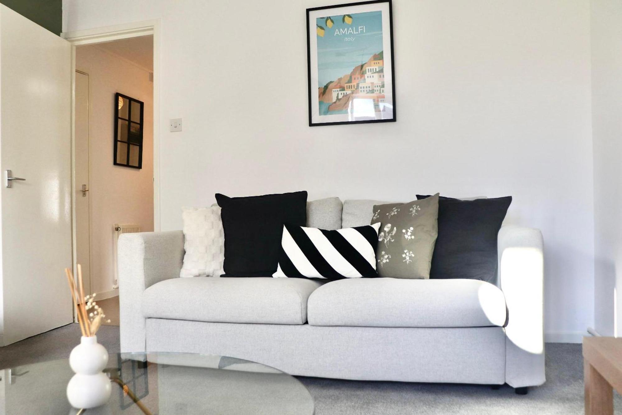 Stunning Apartment, Sleeps 4, Central London, 1 Bedroom, Zone 1, Kennington - Open For Business Stays, Long Stays And Families Relocating Экстерьер фото